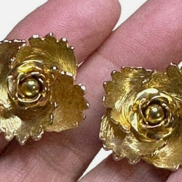 Vintage Warner DAY AND NIGHT Mechanical Flower Set - Brooch & Matching Earrings - Picture 6 of 9